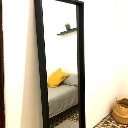 Amplio Piso Recien Reformado En Pleno Centro. Appartamento Ferrol