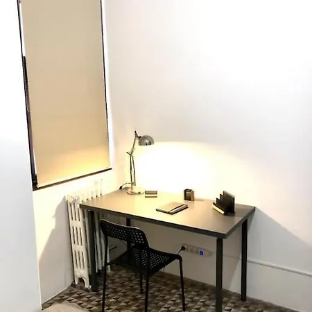 Amplio Piso Recien Reformado En Pleno Centro. * Ferrol