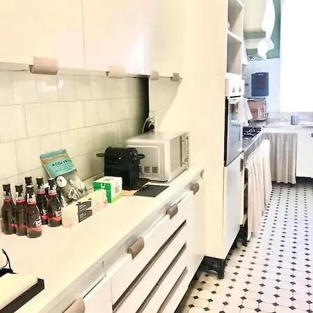 Amplio Piso Recien Reformado En Pleno Centro. Appartamento *